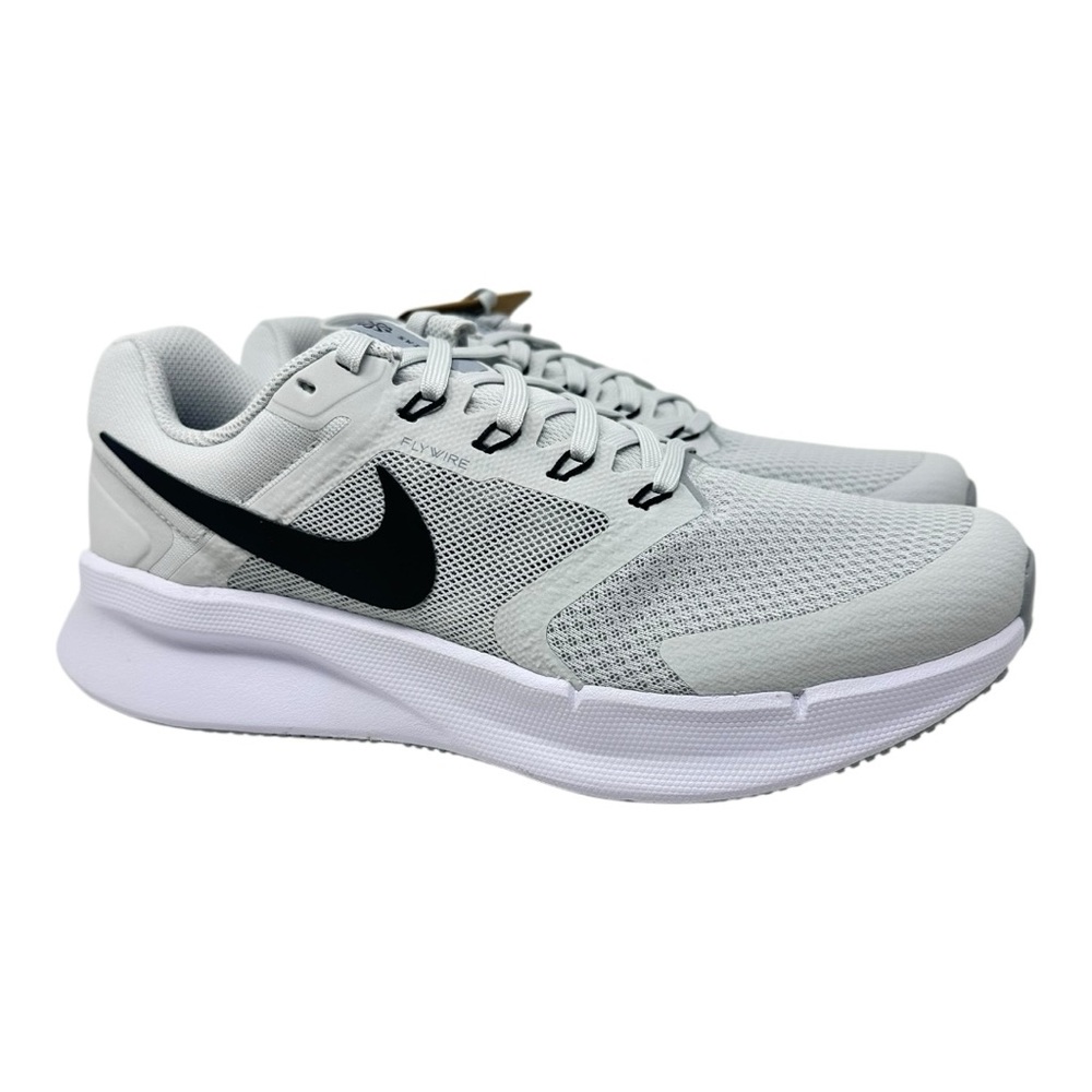 Nike Run Swift 3 Wide FZ9666005 Photon Dust/Black/White Size 8.5 4E (Extra Wide)